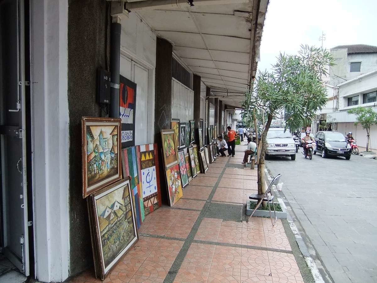 Jalan Braga - tempat menarik & free di bandung indonesia