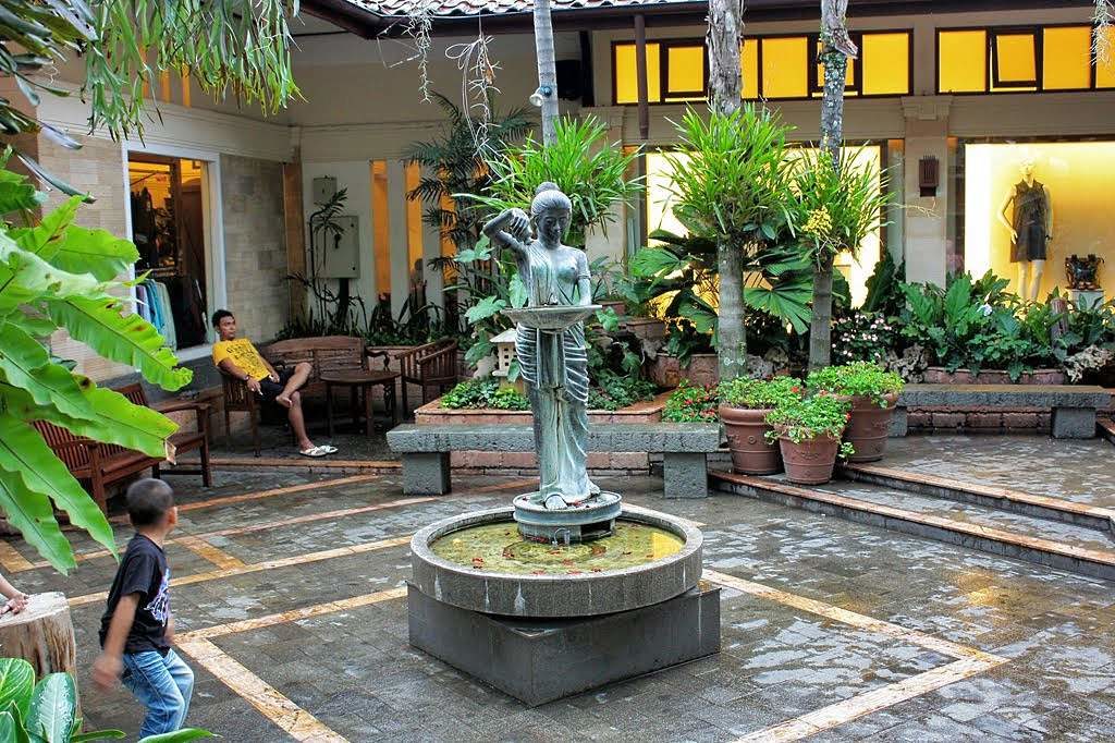 Harga Tiket ke Rumah Mode, Bandung 2023