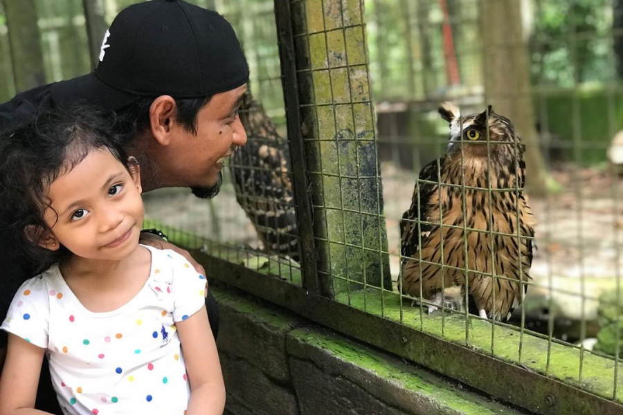 taman rekreasi dan mini zoo kemaman Keith Watson