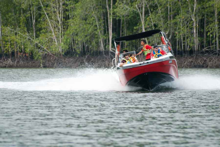 tasik dayang bunting bot