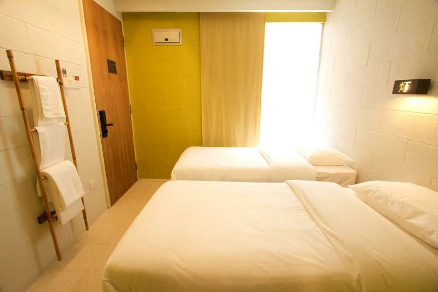 bilik di hotel murah lantern hotel chinatown