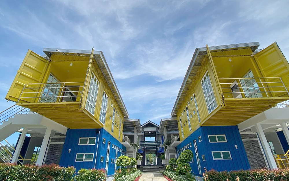 solesor port dickson resort kontena