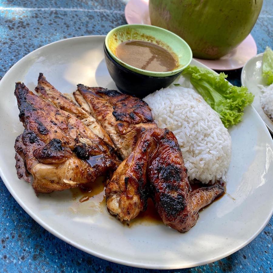 lauk ayam bakar station untuk makan tengahari