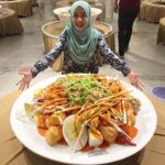 sepinggan rojak saiz gergasi di tarikan pulau pinang yg pelik di wonderfood museum penang