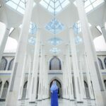 masjid shah alam inside