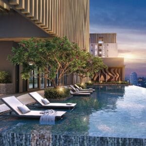 sleeping lion suites pool
